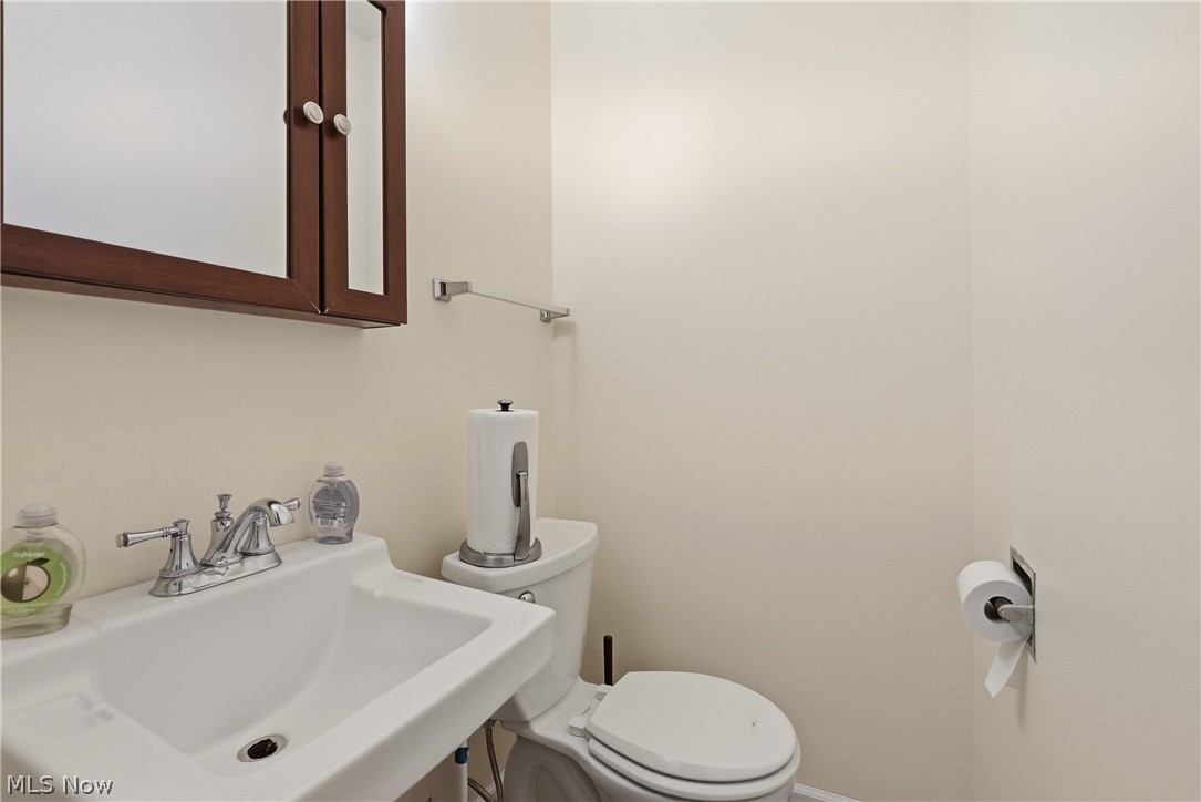 Revere Manor - Residential