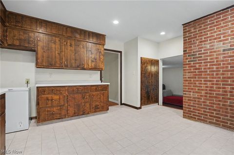 Tiny photo for 379 Nob Hill Drive, Akron, OH 44303 (MLS # 5206995)