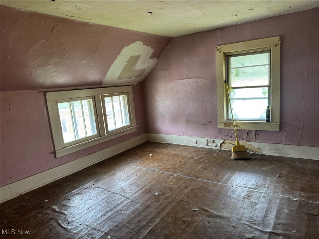 202 E Spring Street, Bethesda, Ohio image 16