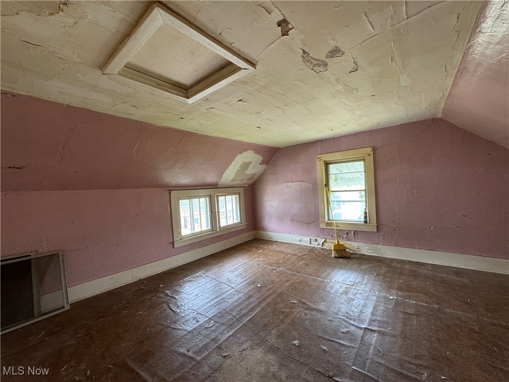 202 E Spring Street, Bethesda, Ohio image 15