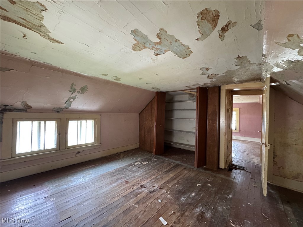 202 E Spring Street, Bethesda, Ohio image 12