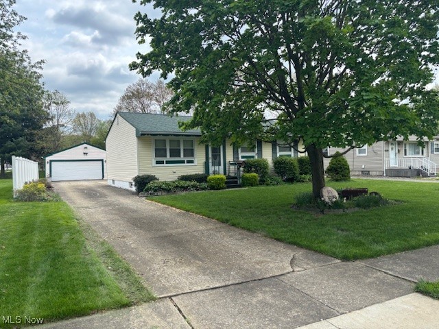 1521 Difford Dr, Niles, Ohio image 1