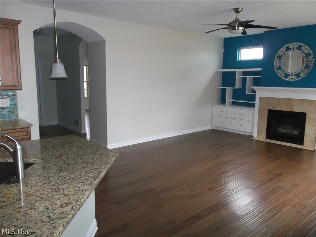 Quarry Lks/Amherst Condo Ph 11 - Residential