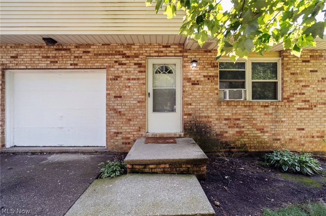 1861 Cloveridge Drive