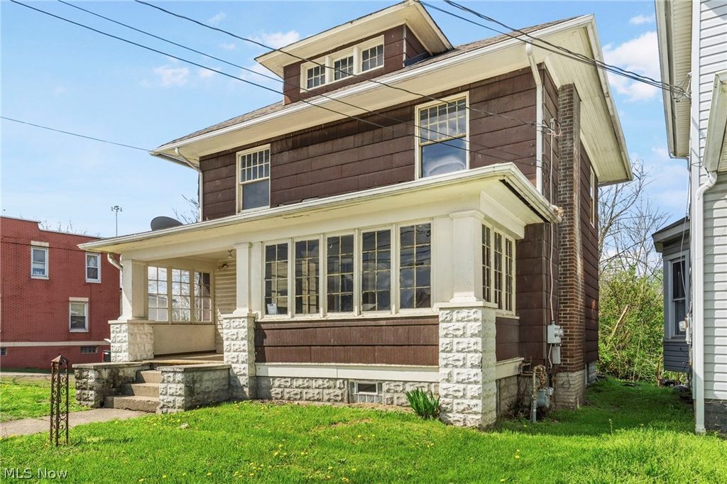 Photo of 1225 Erie Street S, Massillon, OH 44646 (MLS # 5202727)