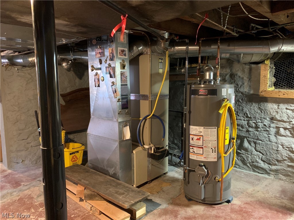 Connecticut Western Reserve - Residential