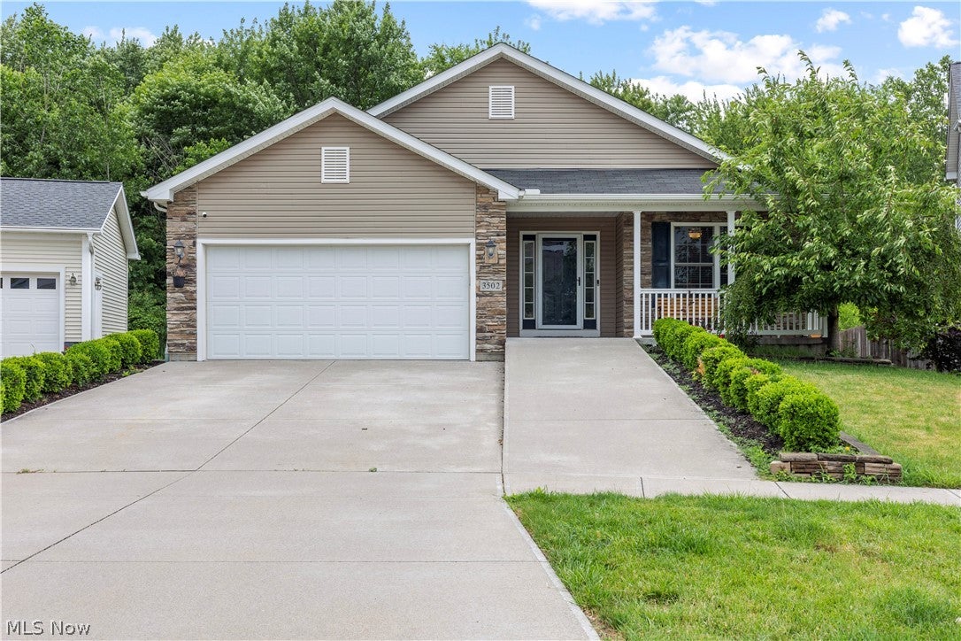 Photo 1 of 38 — 3502 Astor Lane, Lorain, OH 44053