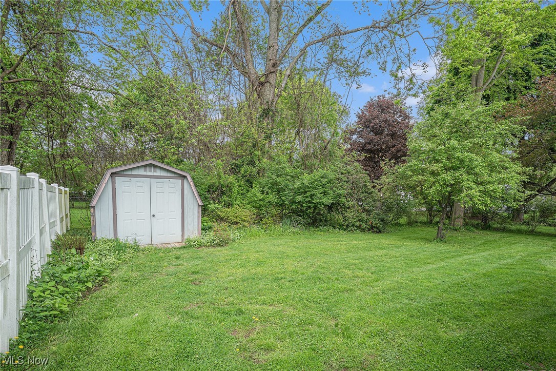 656 Roosevelt Street, Kent, Ohio image 26