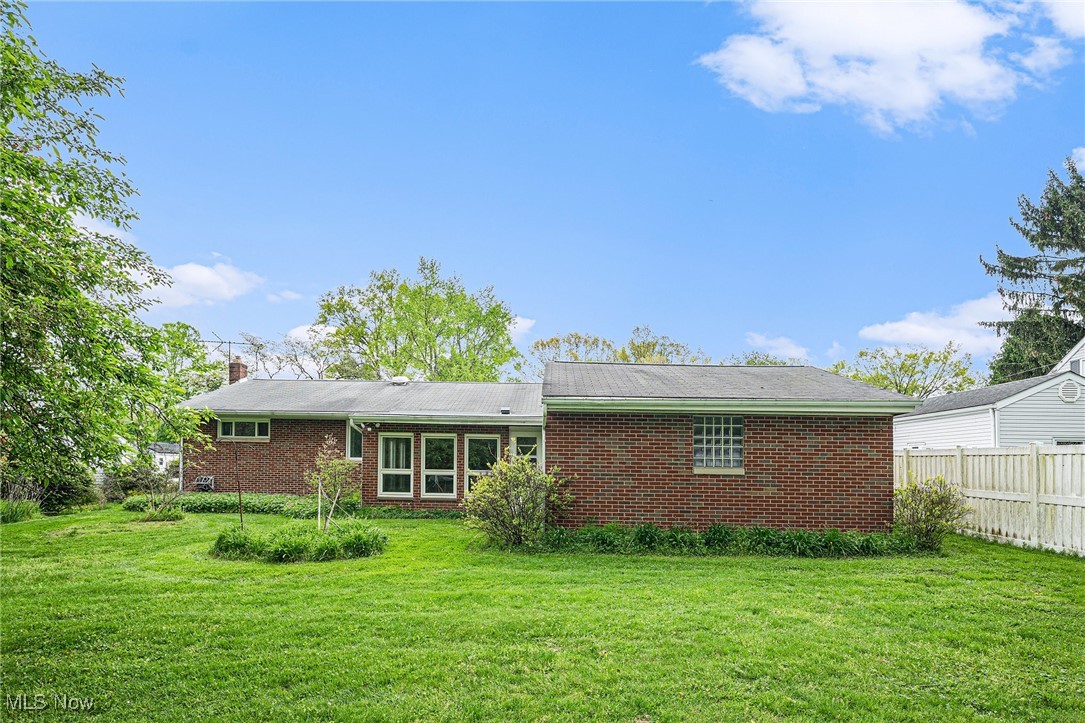 656 Roosevelt Street, Kent, Ohio image 24