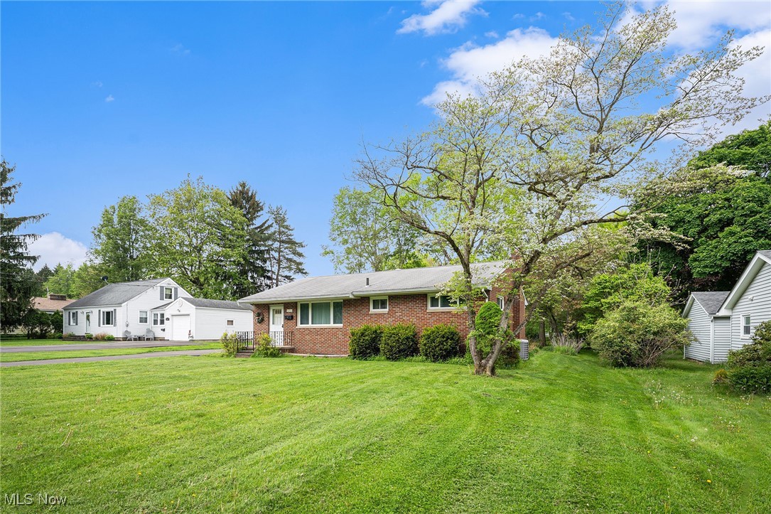 656 Roosevelt Street, Kent, Ohio image 3