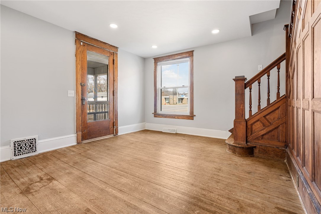 Village/Beach City - Residential