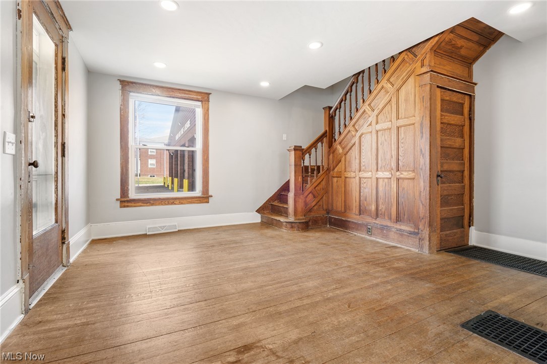 Village/Beach City - Residential