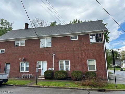 Tiny photo for 1115 East Avenue, Elyria, OH 44035 (MLS # 5203285)
