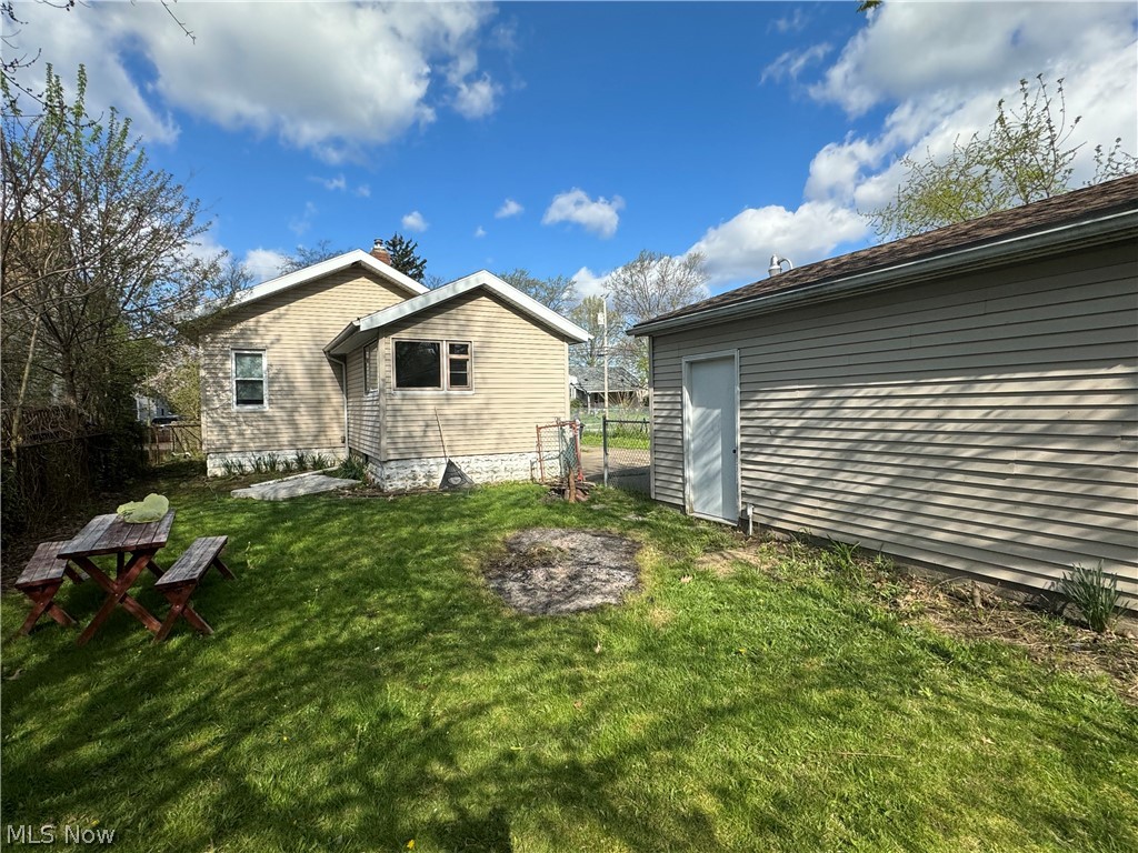 Dye & Allens 01 Add/Lovers - Residential