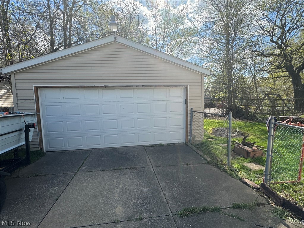 Dye & Allens 01 Add/Lovers - Residential