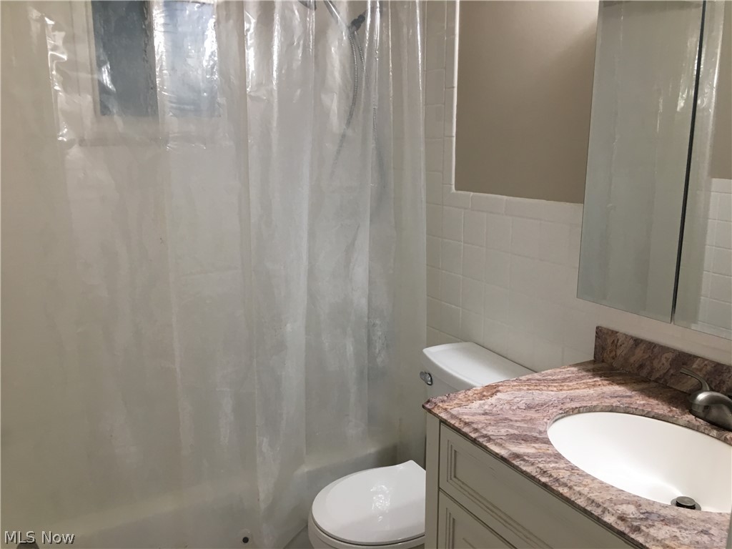 Housley - Residential Lease