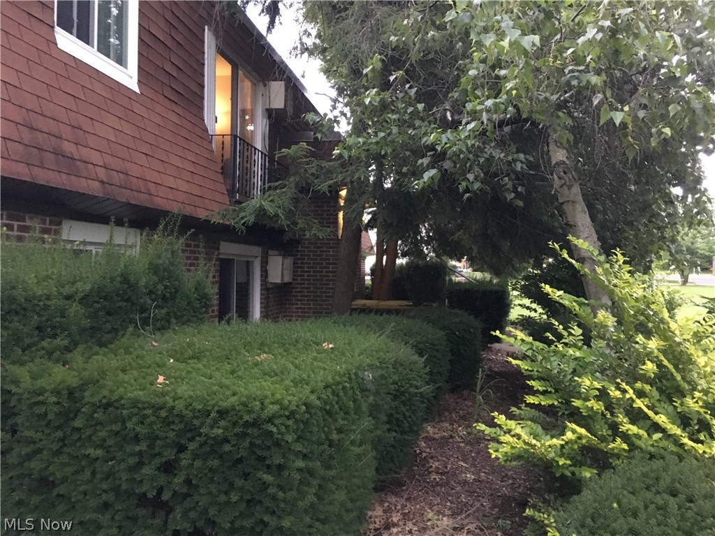 Housley - Residential Lease