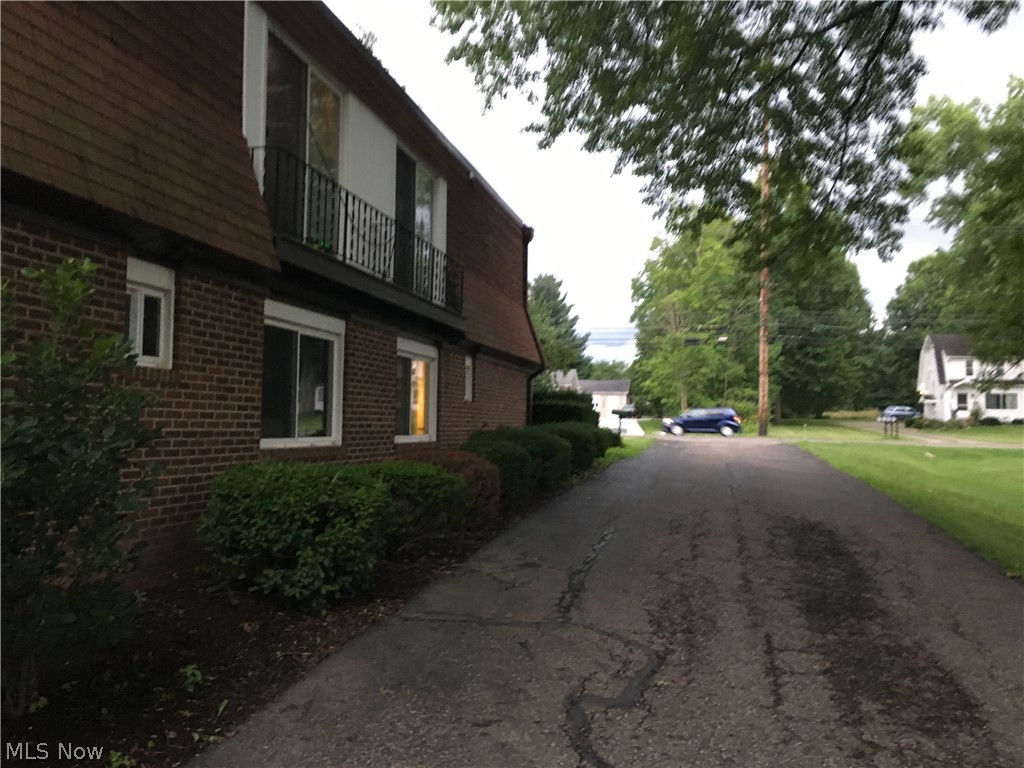 Housley - Residential Lease