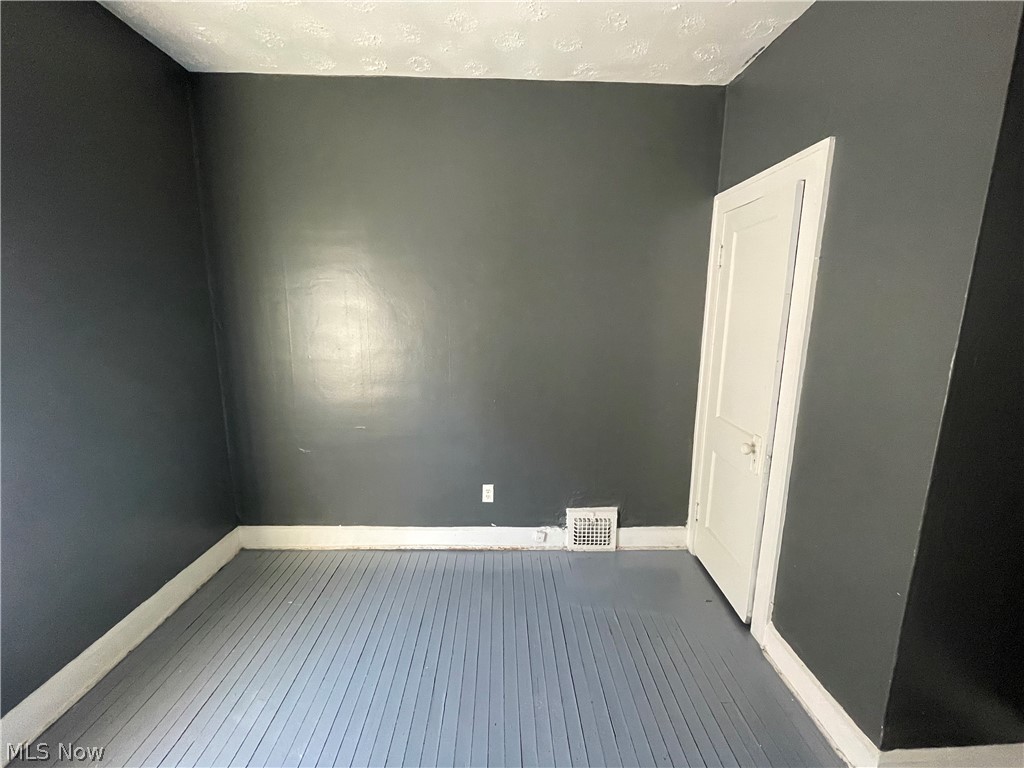 L J Hostetters Sub #3 - Residential Lease