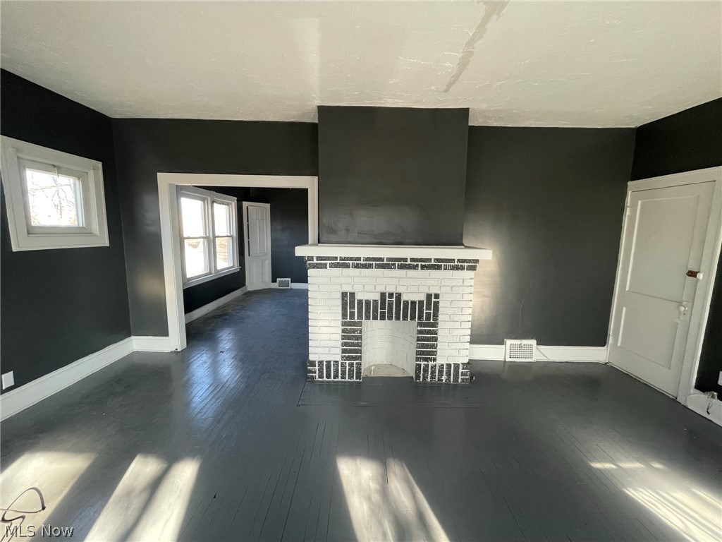 L J Hostetters Sub #3 - Residential Lease
