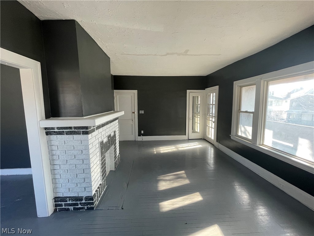 L J Hostetters Sub #3 - Residential Lease