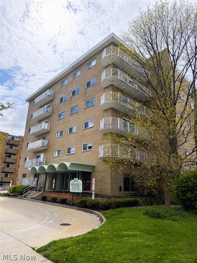 Waverly House Condo - Residential