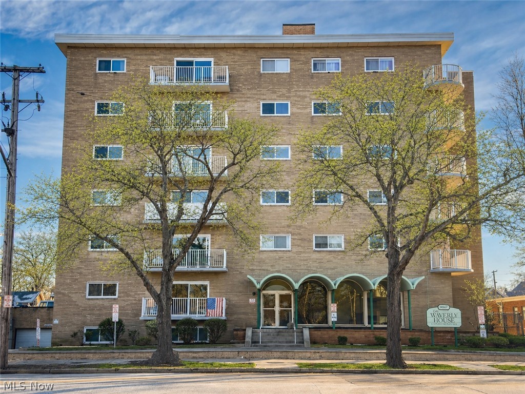 Waverly House Condo - Residential