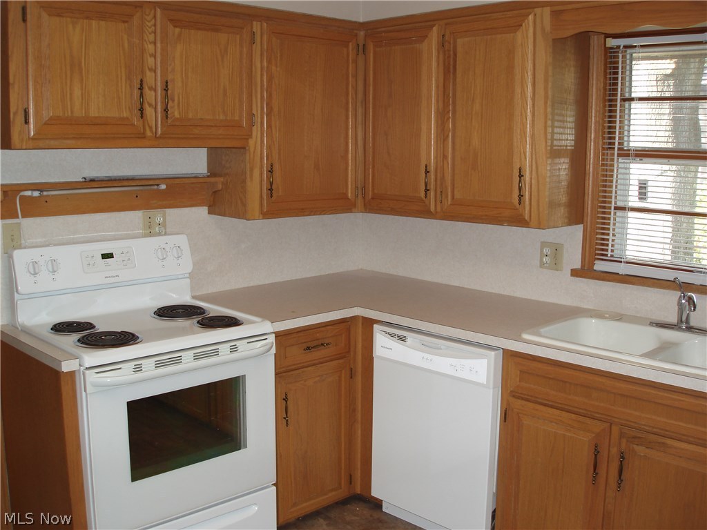 North Haven Sub #4 - Residential Lease