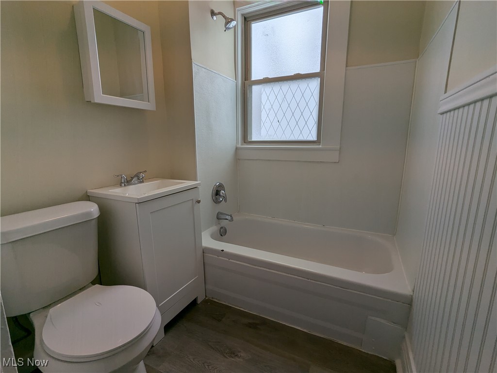 Cleveland, Ohio 44102, United States, 2 Bedrooms Bedrooms, ,1 BathroomBathrooms,Residential,Active,13142