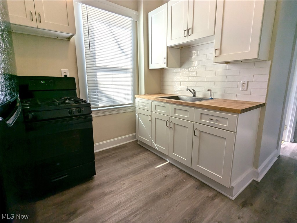 Cleveland, Ohio 44102, United States, 2 Bedrooms Bedrooms, ,1 BathroomBathrooms,Residential,Active,13142