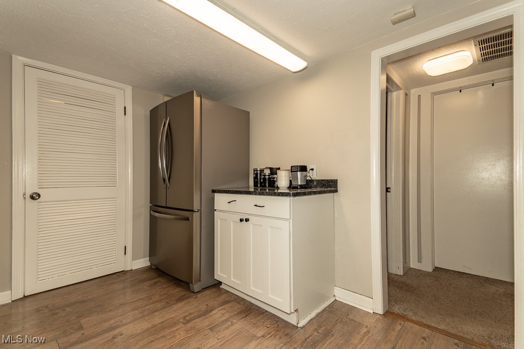 Birchwood On The Lake - Residential