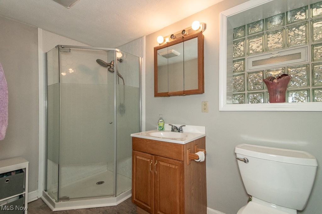 Birchwood On The Lake - Residential