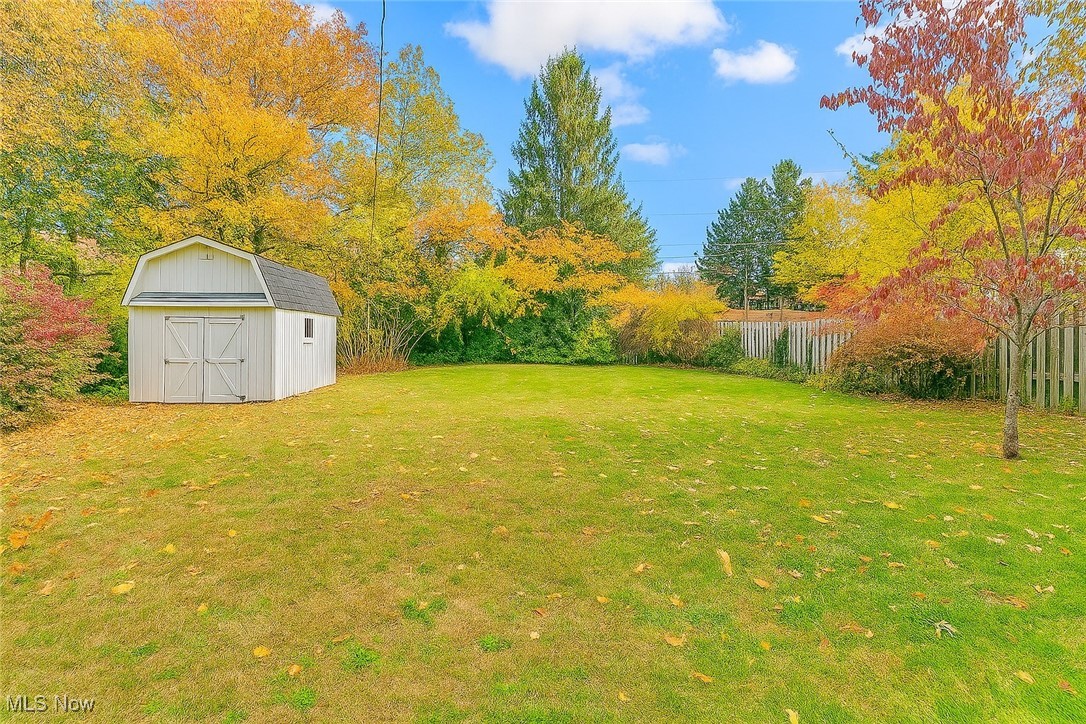 Birchwood On The Lake - Residential