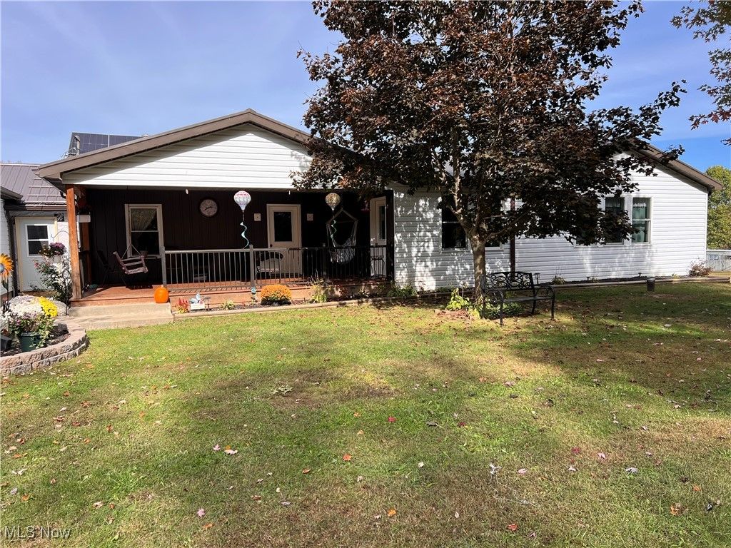 Photo of 46208 Pine Hollow Road, Rogers, OH 44455 (MLS # 5165677)