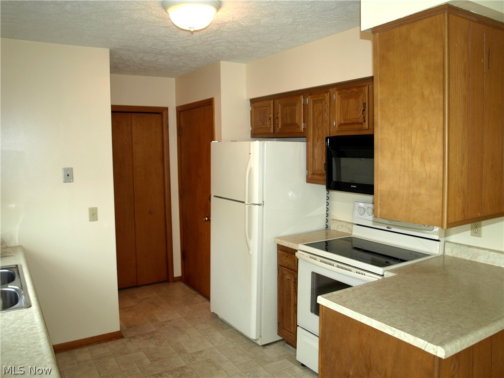 Bob O Link Estates - Residential Income