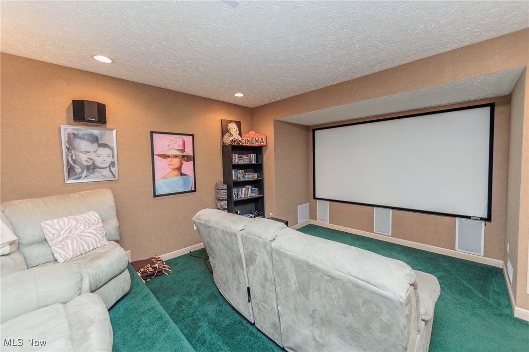 39340 Evergreen Drive, Avon, Ohio image 31