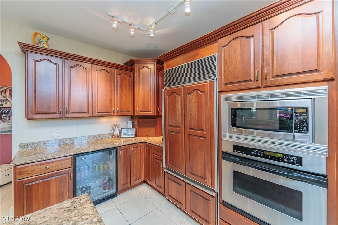 39340 Evergreen Drive, Avon, Ohio image 13