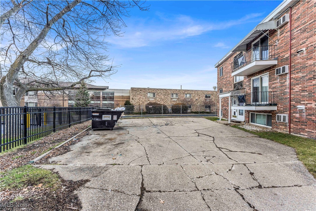 Kazens Bella Drive Sub #1 - Commercial Sale