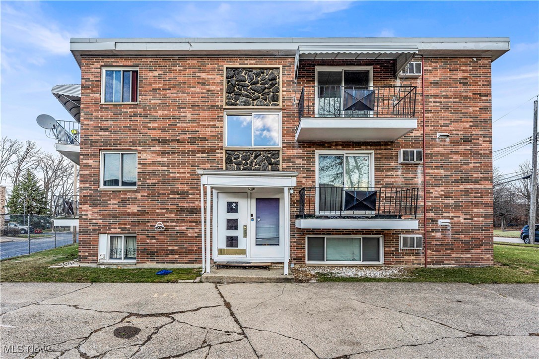 Kazens Bella Drive Sub #1 - Commercial Sale