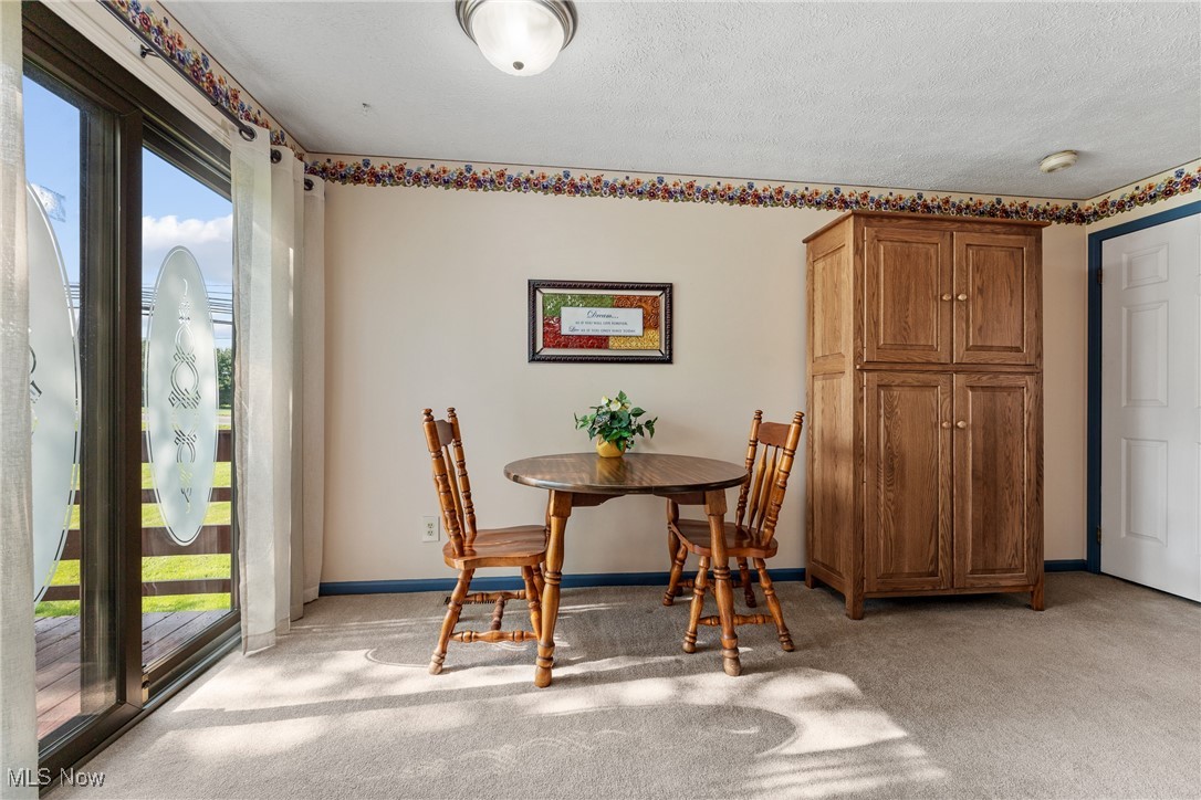 6527 Blossomwood Circle, Canton, Ohio image 18