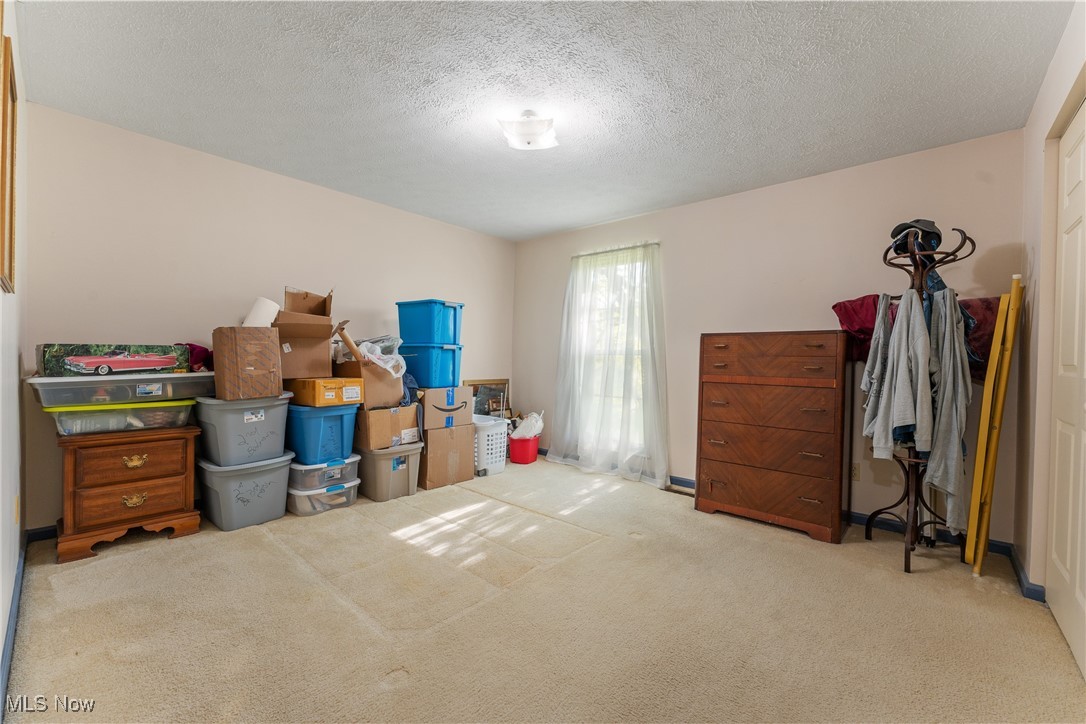 6527 Blossomwood Circle, Canton, Ohio image 21