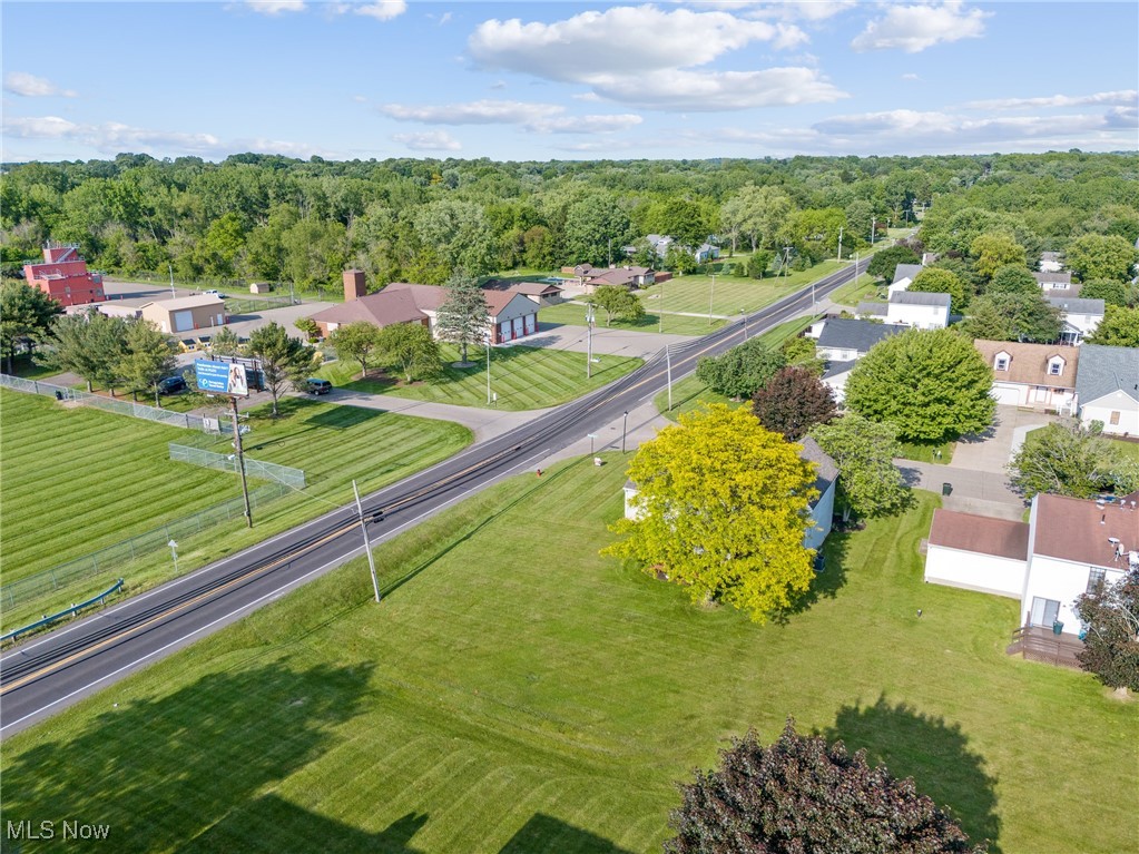 6527 Blossomwood Circle, Canton, Ohio image 29
