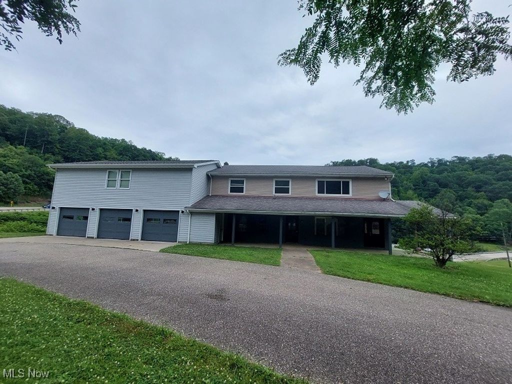 Photo of 4985 State Route 213, Toronto, OH 43964 (MLS # 5179323)