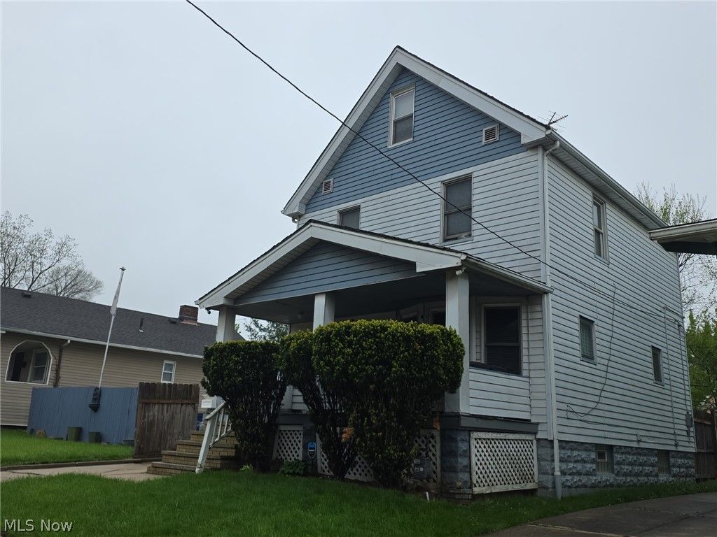 Photo of 7808 Connecticut Avenue, Cleveland, OH 44105 (MLS # 5211641)
