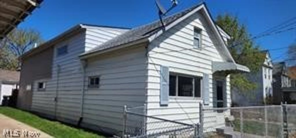 Photo of 3706 Walton Avenue, Cleveland, OH 44113 (MLS # 5188707)