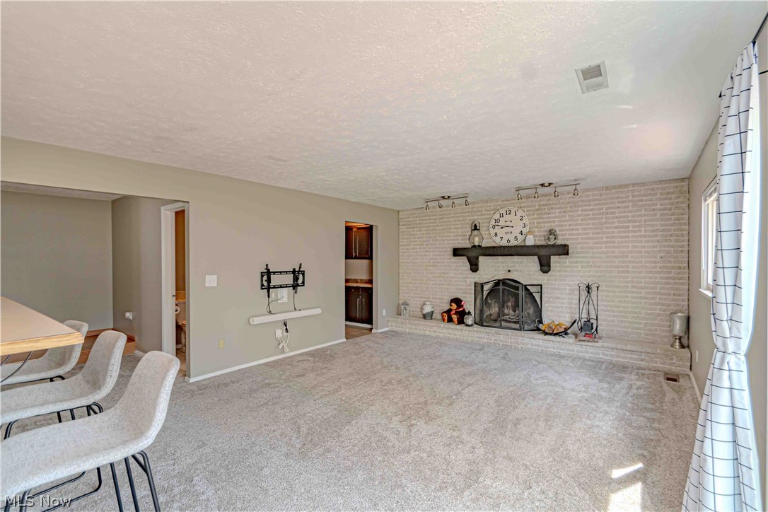 Deerfield Lake 02 - Residential