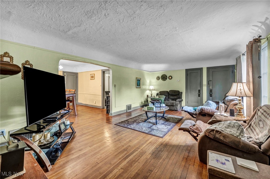 Van Sweringen Cos 23 - Residential Income