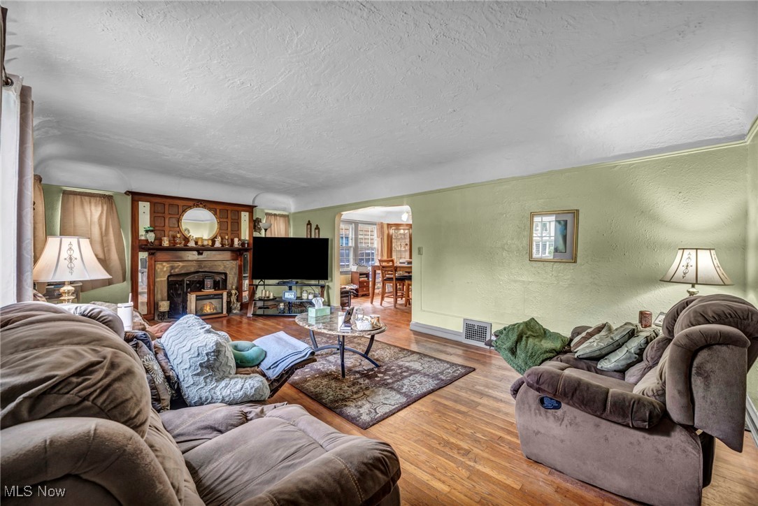 Van Sweringen Cos 23 - Residential Income