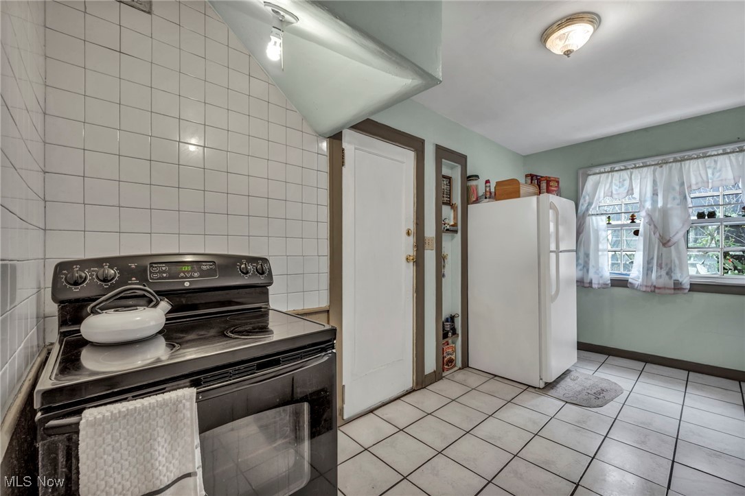 Van Sweringen Cos 23 - Residential Income