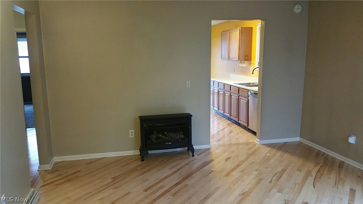 Whitehall East Twnhms - Residential